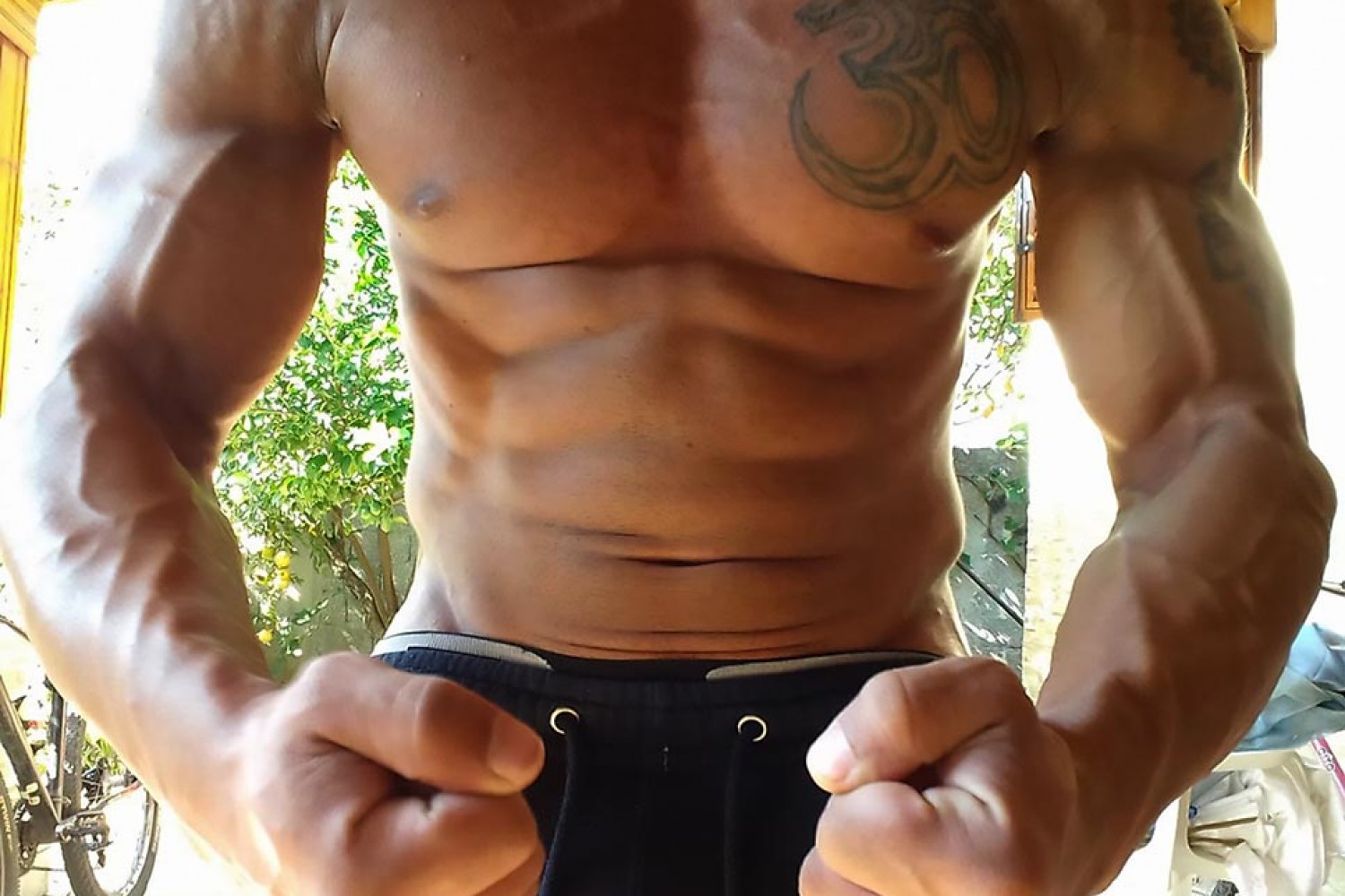 Marli Martini – Foto Casual – 17